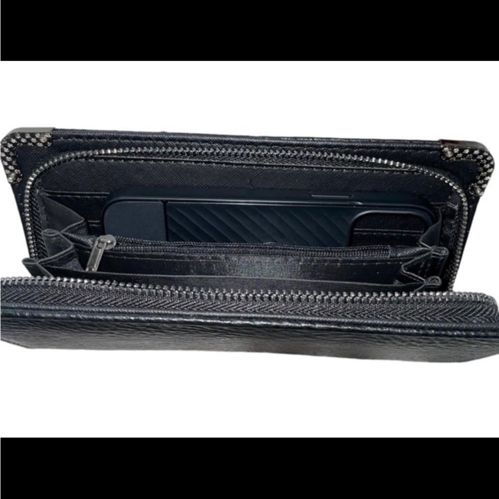 3-D metal Skull Head Zip Around Vegan Leather Wallet - - Picture 5 of 6